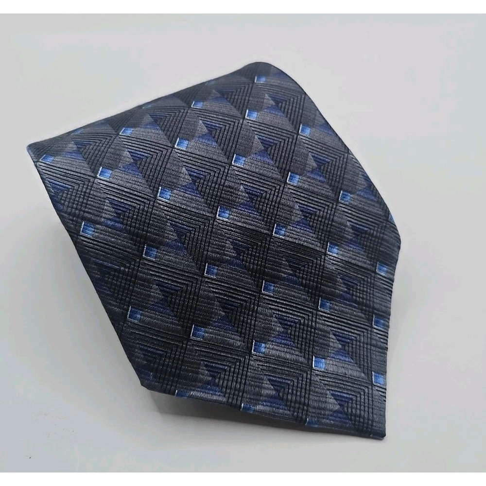 Van‎ Heusen Silk Tie 4 in X 58 in Blue/Gray Geometric
